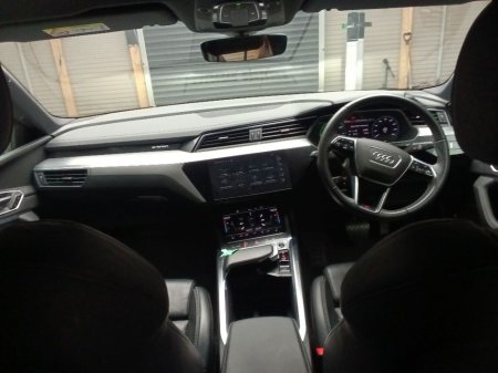 2022 Audi e-tron S LINE 55 QUATTRO SPORTBACK // 95 KwH BATTERY €35,950