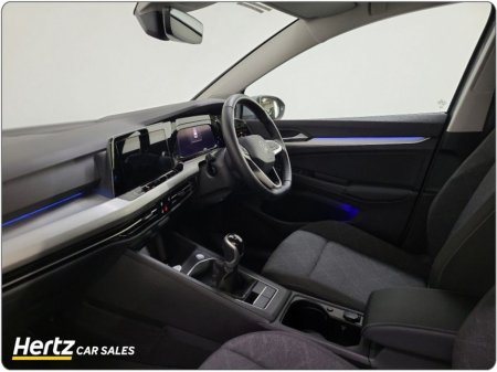 2023 Volkswagen Golf LIFE 2.0 TDI 115HP Diesel Manual €26,995 thumbnail