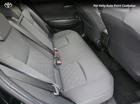 2023 Toyota Corolla Cross COROLLA CROSS LUNA 2.0 €32,500 thumbnail