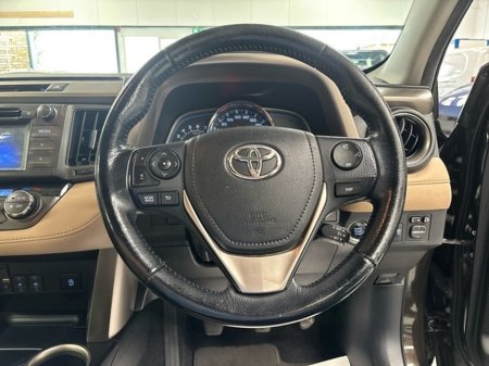 2014 Toyota Rav4 - thumbnail 9