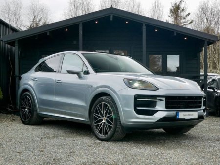 2024 Porsche Cayenne - thumbnail 1