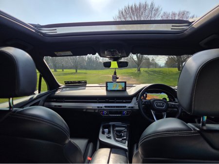 2018 Audi Q7 - thumbnail 15