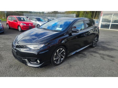 2016 Toyota Auris 1.2 €16,450