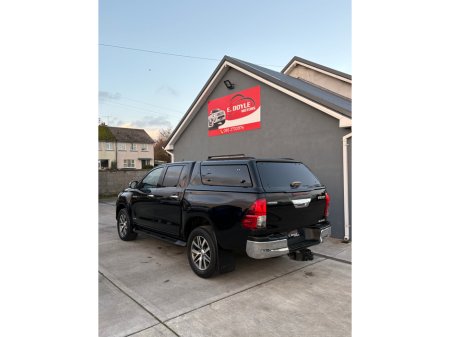 2019 Toyota Hilux INVINCIBLE D-4D 4WD DCB €31,950