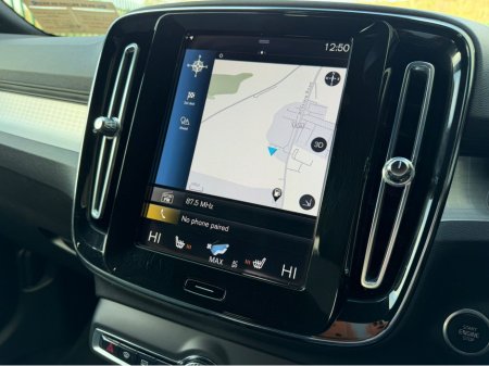 2023 Volvo XC40 - thumbnail 12