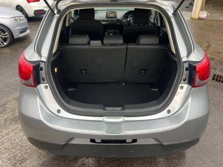 2016 Mazda Demio 1.3 SKYACTIV // SERVICE HISTORY // REVERSE CAMERA // AIR CONDITIONING €10,900 thumbnail