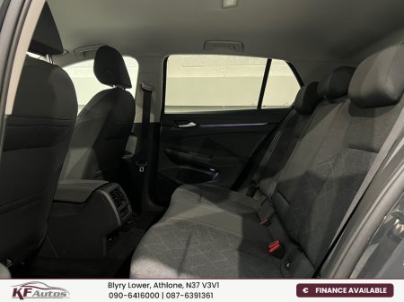 2022 Volkswagen Golf 2022 Volkswagen Golf Life 2.0TDI 6 Speed Manual 115bhp 5dr - 222 Reg €24,995 thumbnail