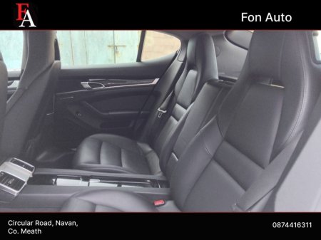 2015 Porsche Panamera - thumbnail 17