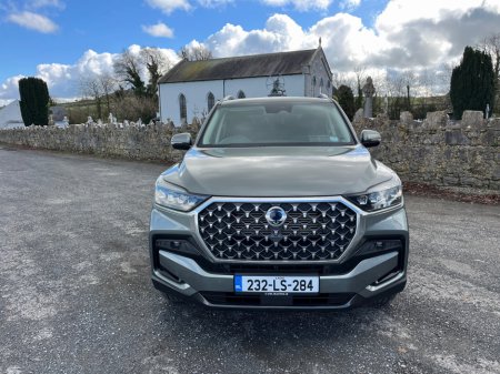 2023 Ssangyong Rexton - thumbnail 5