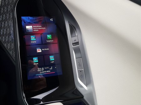 2025 BMW 7 Series M760e €134,995 thumbnail