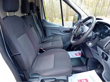 2019 Ford Transit - thumbnail 9