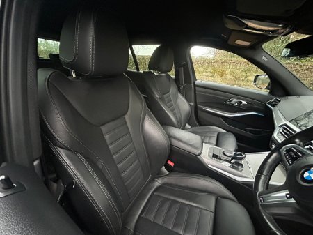 2021 BMW 3 Series  €28,850 thumbnail