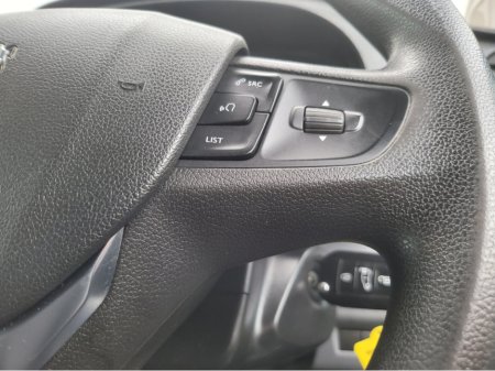 2021 Peugeot Expert - thumbnail 14