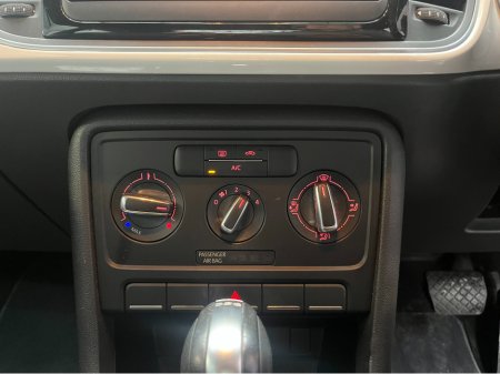 2015 Volkswagen Beetle €11950 2015 VOLKSWAGEN BEETLE DESIGN 1.2 AUTOMATIC /  REVERSE CAMERA €11,950 thumbnail