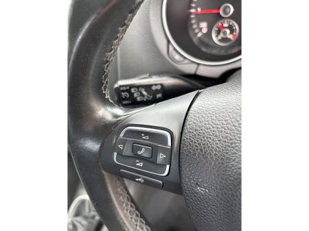 2010 Volkswagen Golf - thumbnail 26