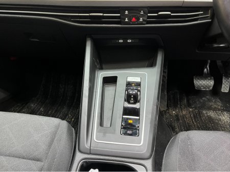 2023 Volkswagen Golf €29950! 2023 VOLKSWAGEN GOLF TDI ACTIVE ADVANCED 2.0 AUTOMATIC / CRUISE CONTROL / REVERSE CAMERA / HEATED SEATS / AMBIENT LIGHTS / PADDLE SHIFTERS €29,950 thumbnail