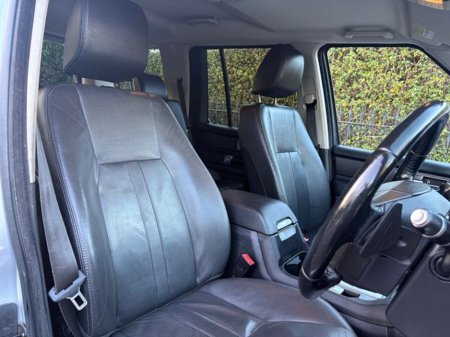 2013 Land Rover Discovery - thumbnail 19