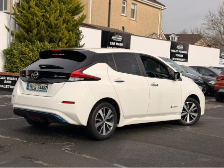 2019 Nissan Leaf 40K EV SV 40KW '18 5DR AUTO 4DR €9,950 thumbnail