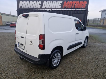 2019 Peugeot Partner - thumbnail 5