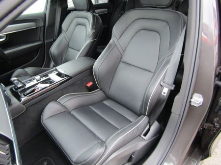 2021 Volvo S90 - thumbnail 13