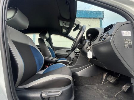 2015 Volkswagen Polo - thumbnail 7