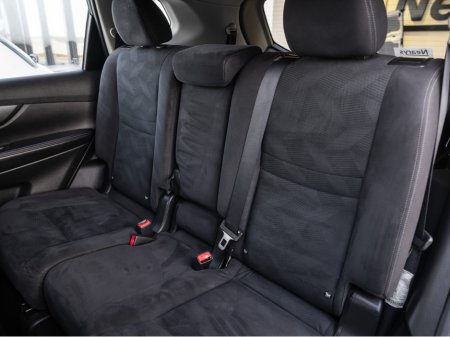 2015 Nissan X-Trail - thumbnail 17