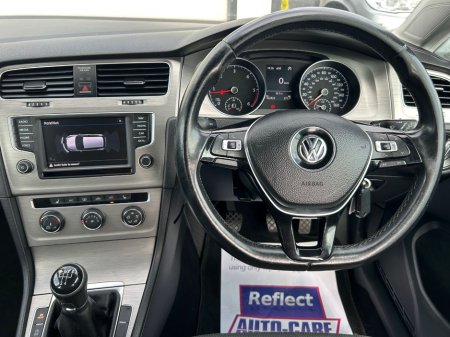 2016 Volkswagen Golf - thumbnail 13