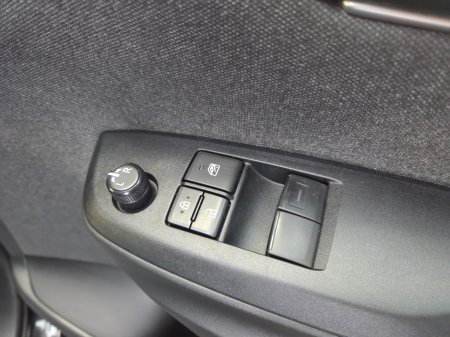 2022 Toyota Yaris - thumbnail 14