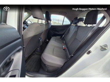 2023 Toyota Yaris Cross - thumbnail 9