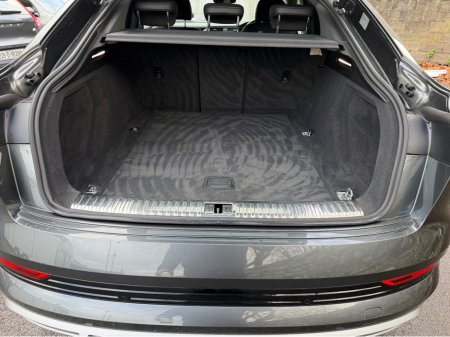 2022 Audi e-tron 55 S LINE QUATTRO COUPE//SUPERB SPEC//VERY LOW MILEAGE//IMMACULATE CONDITION//AUDI HISTORY//SIMI AND AA DEALER €34,450 thumbnail