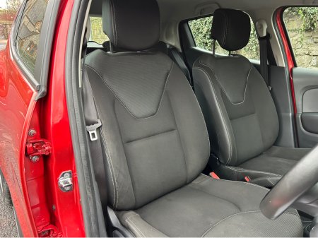 2015 Renault Clio IV DYNAMIQUE 1.2 PET 7 4DR PETROL €6,995 thumbnail