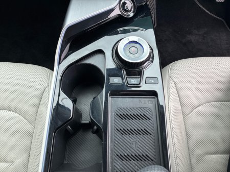 2022 Kia EV6 - thumbnail 17