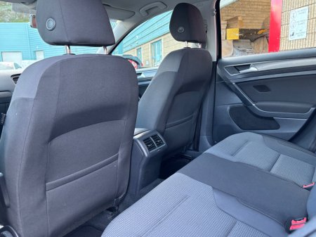 2013 Volkswagen Golf - thumbnail 13