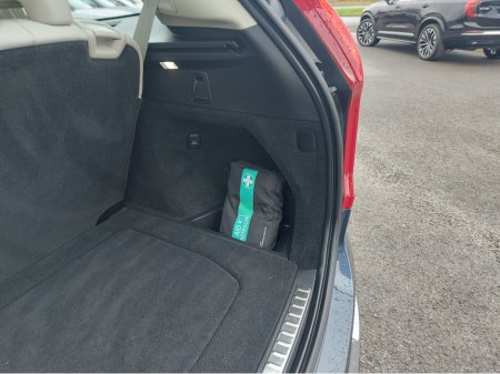 2023 Volvo XC90 - thumbnail 15