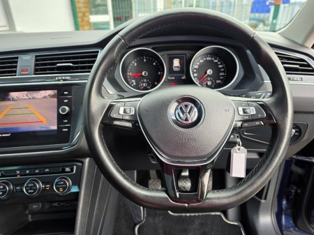 2019 Volkswagen Tiguan - thumbnail 18
