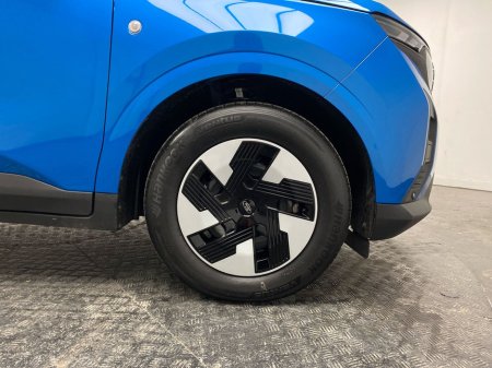 2026 Ford Transit Courier - thumbnail 5