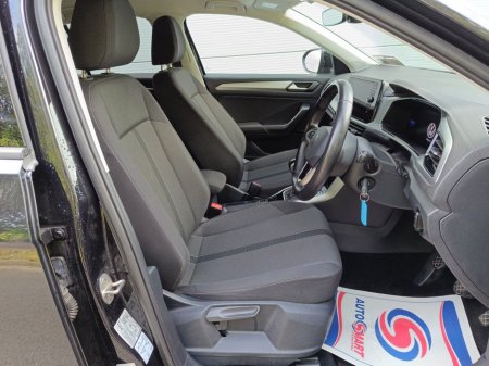 2023 Volkswagen T-Roc - thumbnail 5