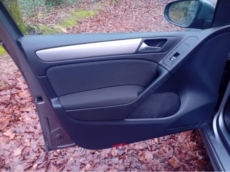 2010 Volkswagen Golf TRENDLINE 1.6 TDI MANUAL 105BHP  5DR @ REDDY2DRIVE LTD €3,850 thumbnail