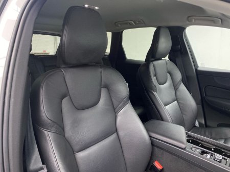 2020 Volvo XC60 - thumbnail 21