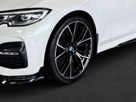 2021 BMW 3 Series - thumbnail 10