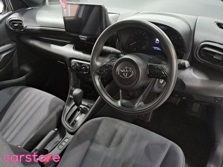 2022 Toyota Yaris - thumbnail 12