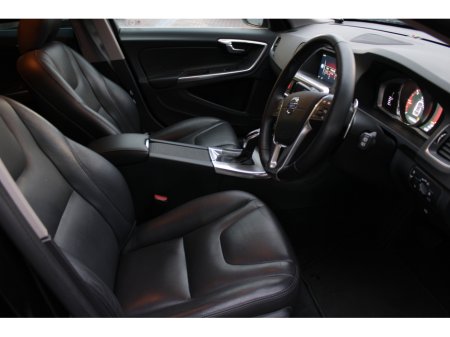 2016 Volvo V60 2.0D4 SE LUXURY EDITION  5DR ESTATE AUTOMATIC // HUGE SPEC // 122,000KM'S /IMMACUALTE CONDITION // BUY WITH CONFIDENCE AA AND SIMI APPROVED DEALER 2025 // FINANCE ARRANGED // ALL TRADE INS WELCOME // €15,950 thumbnail