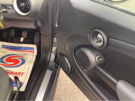 2011 MINI Hatch - thumbnail 6