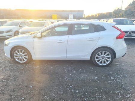 2013 Volvo V40 1.6Petrol T4 SE Automatic  (3687) €11,795 thumbnail