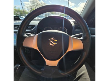 2016 Suzuki Swift - thumbnail 23