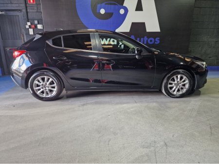 2015 Mazda Mazda3 - thumbnail 11