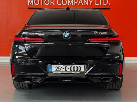 2025 BMW 7 Series - thumbnail 9
