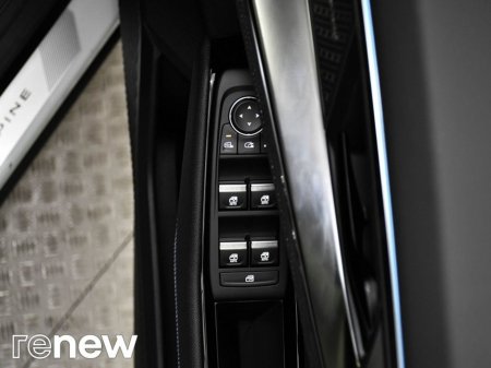 2024 Renault Austral E-TECH Hybrid 200 techno esprit Alpine €39,900 thumbnail