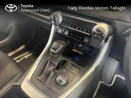 2025 Toyota Rav4 HYBRID SPORT * PRE REG MODEL SHOWROOM CAR * €56,150 thumbnail