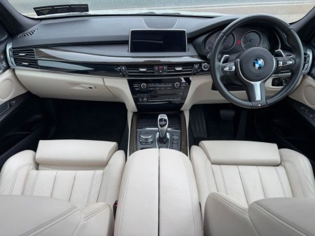 2017 BMW X5 - thumbnail 2
